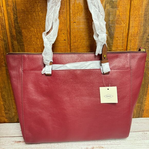 Fossil Handbags - FOSSIL Rachel Leather Tote with Zipper – Red Velvet